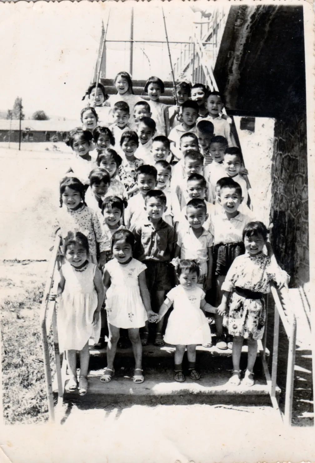 1976年幼兒春游活動.jpg 圖片